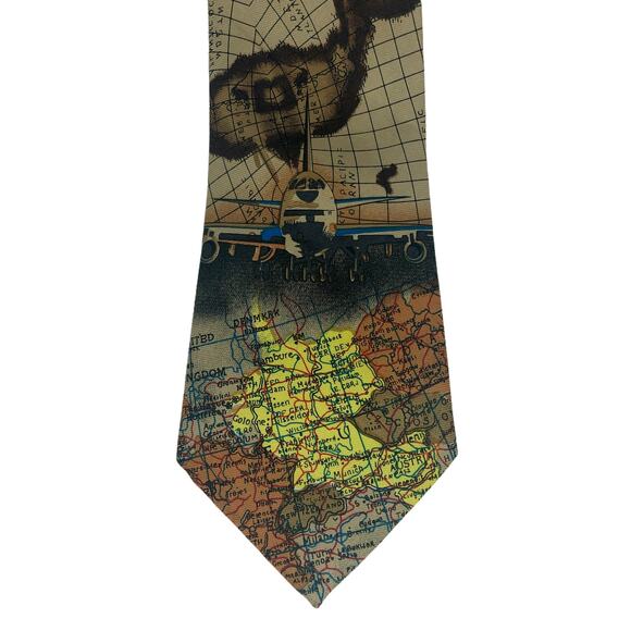 World Map Tie - Picture 4 of 6